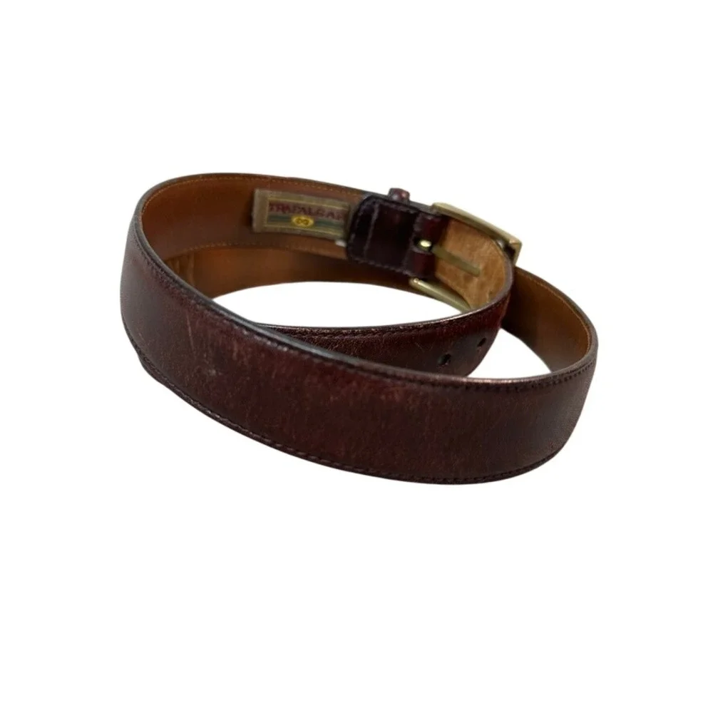 Trafalgar Cortina Mens Leather Belt 32 Burgundy Oxblood Brass Buckle Made in USA